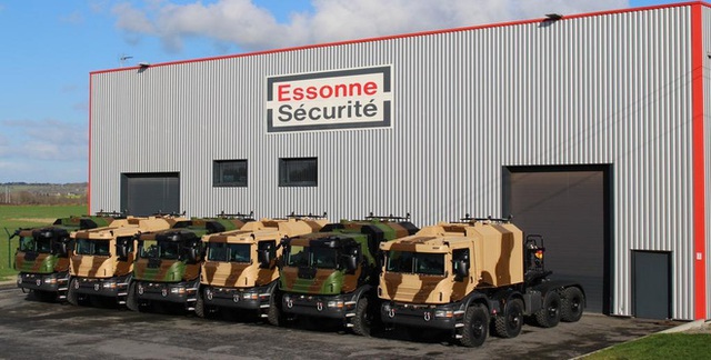 
Lô xe rời khỏi xưởng chế tạo của hãng Essone Securite (Pháp)

