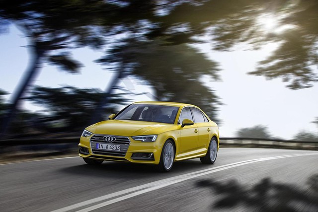 
Theo kế hoạch, hãng Audi sẽ chính thức trình làng A4 2017 tại thị trường Mỹ trong triển lãm Detroit sắp diễn ra trong tháng này.
