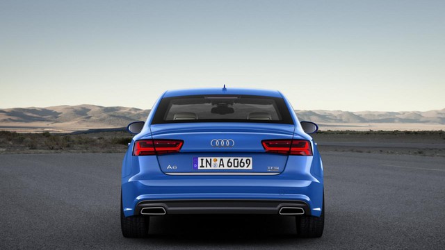 
Audi A6 2017 màu xanh dương mới
