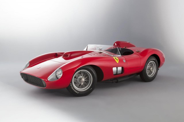
Chiếc siêu xe Ferrari đắt nhất từ trước đến nay.
