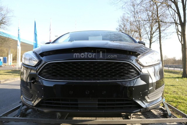 Bán xe Ford Focus 15L Ecoboost 2018