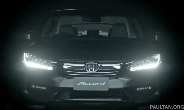 
Đầu xe Honda Accord 2016 sắp ra mắt tại Thái Lan. Ảnh cắt từ video
