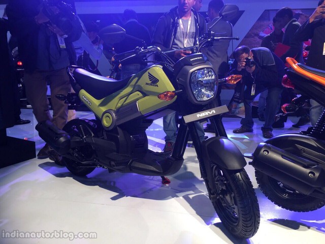 
Chi nhánh sản xuất mô tô và xe ga của Honda tại Ấn Độ đã chính thức tung ra tân binh có tên Navi trong triển lãm Auto Expo 2016 hiện đang diễn ra tại Ấn Độ đúng như tin đồn trước đó. Hãng Honda khẳng định Navi sẽ mang đến sự thú vị cho phân khúc.
