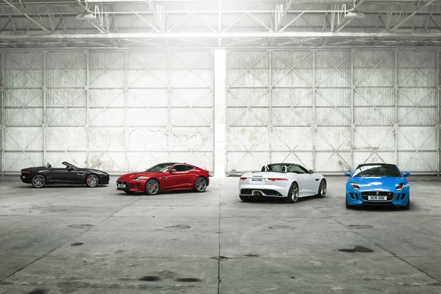 Hãng Jaguar đã công bố thông tin và hình ảnh cụ thể của mẫu xe sang F-Type phiên bản đặc biệt mới mang tên British Design Edition. Phiên bản đặc biệt mới được áp dụng cho cả Jaguar F-Type S Coupe lẫn Convertible.