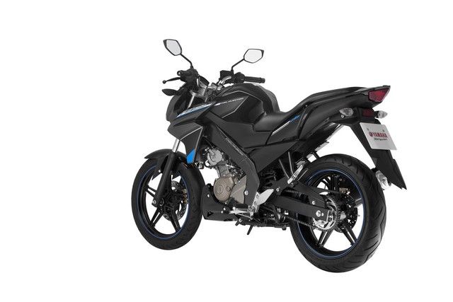 
Theo hãng Yamaha, FZ150i màu đen sẽ chính thức được phân phối tại các cửa hàng và đại lý chính hãng từ ngày hôm nay, 1/3/2016, với giá 68,9 triệu Đồng. Xe được áp dụng chế độ bảo hành chính hãng 3 năm hoặc 30.000 km, tùy theo điều kiện nào đến trước.
