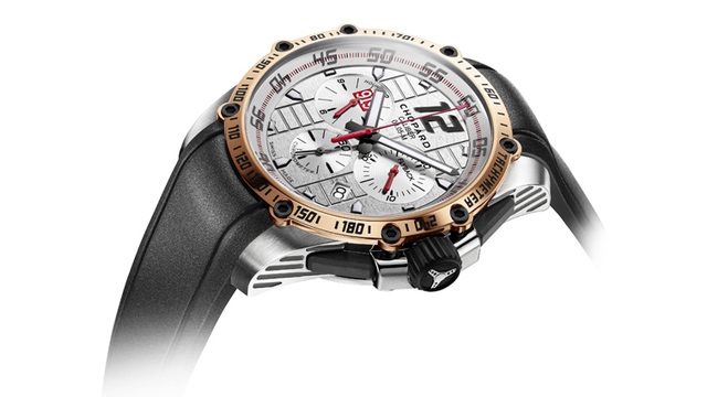 
Chiếc đồng hồ Chopard SuperFast Porsche Motor 919 với số lượng giới hạn 17 chiếc.
