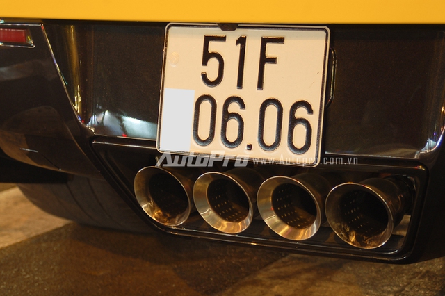 
Cụm 4 ống xả đặt giữa là chất riêng của những dòng Chevrolet Corvette.
