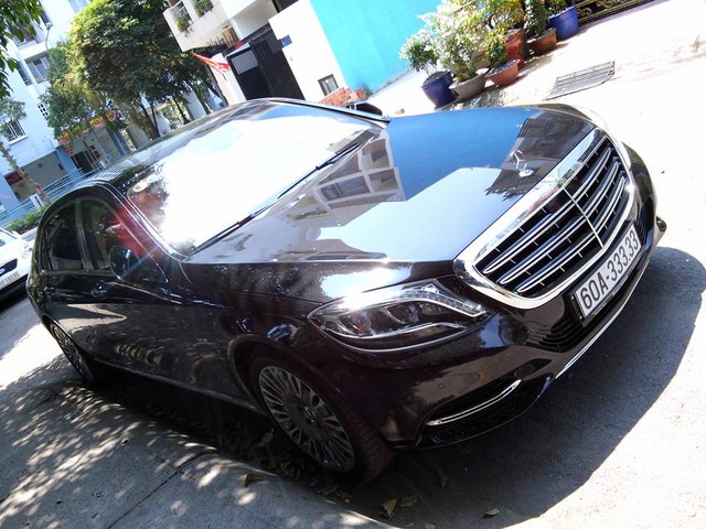 Đại gia tại Đồng Nai gây choáng với chiếc Mercedes-Maybach S600 đeo biển ngũ quý 3.