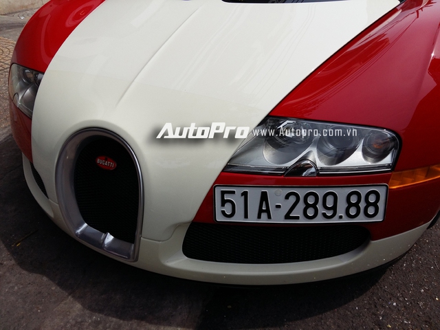 
Tại thị trường Việt Nam, Bugatii Veyron được nhiều người đồn đoán có mức giá hơn 2 triệu USD, tương đương 40 tỷ Đồng.

