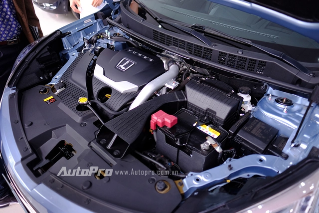 
Động cơ Turbo bên trong Luxgen U6 Turbo Eco Hyper.
