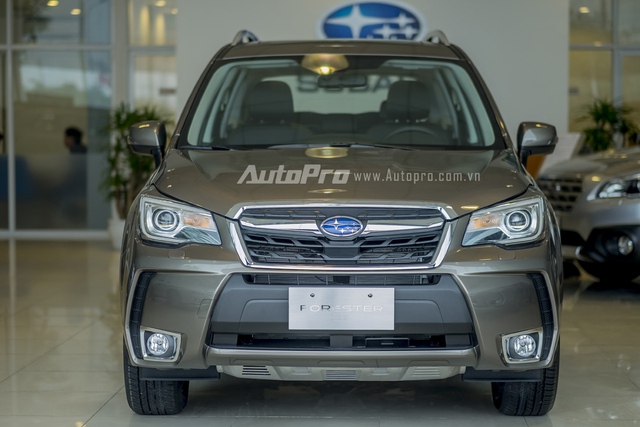 
Subaru Forester 2016 được ra mắt trongtriển lãm Bangkok vào hồi 21/3 vừa qua nhưng đã nhanh chóng xuất hiện tại Việt Nam dưới hình thức nhập khẩu chính hãng với 2 phiên bản động cơ 2.0i-L và 2.0 XT. Giá bán tương ứng của hai bản trang bị này là 1,4 và 1,66 tỷ Đồng.

