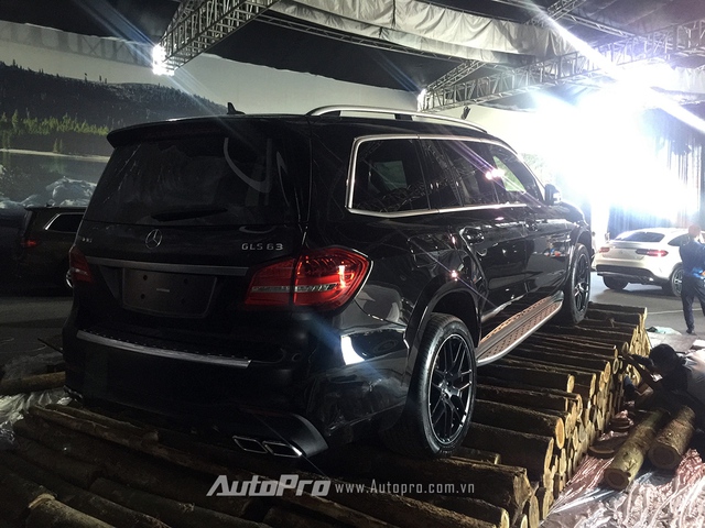 
Mức giá của Mercedes-Benz GLS 63 AMG là 8,43 tỷ Đồng.
