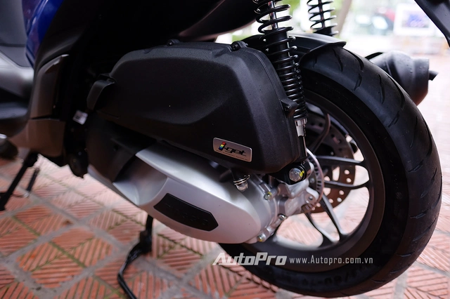 
Động cơ iGet 150cc của Piaggio Medley S 150 ABS cũng mạnh mẽ hơn của Honda SH 150cc.
