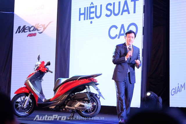 
Ông Robert Vũ - Tổng giám đốc thị trường Việt Nam - phát biểu tại buổi ra mắt Piaggio Medley ABS.
