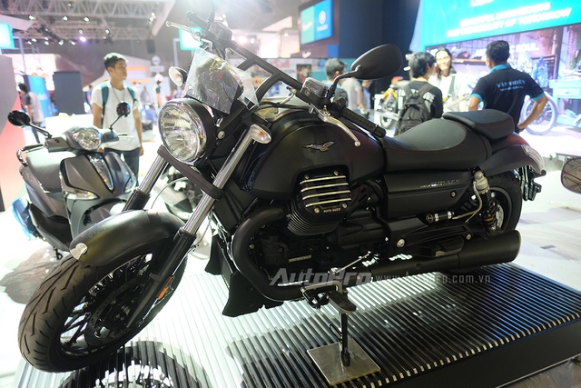 
Moto Guzzi Audace với khối động cơ V-twin góc nghiêng 90 độ, dung tích 1.380 cc, đem tới công suất tối đa 96 mã lực và mô-men xoắn cực đại 121 Nm.
