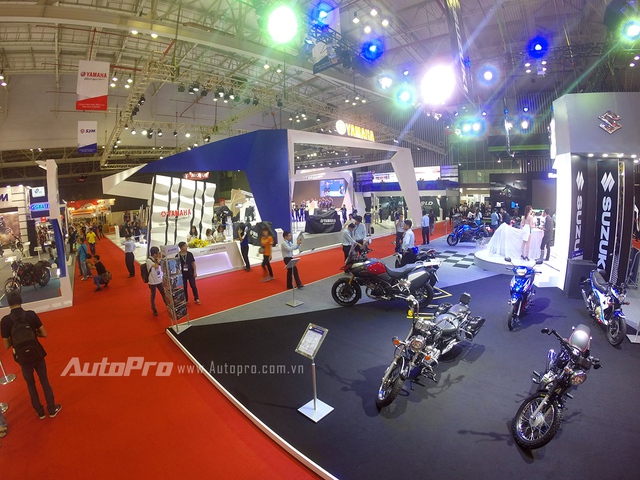 
Toàn cảnh triển lãm mô tô xe máy Việt Nam 2016 lần đầu tiên được tổ chức.
