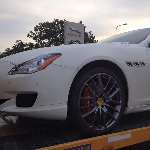 Hiện chưa rõ mức giá bán chính hãng dành cho chiếc Maserati Quattroporte GTS 2015 tại Việt Nam, trong đó ở thị trường nước ngoài chiếc sedan có giá bán 145.000 USD tương đương 3,2 tỷ Đồng.