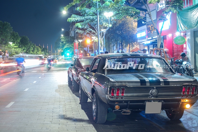 
Sự thành công của dòng Ford Mustang, một phần đến từ việc xuất hiện trong những bộ phim hành động bom tấn như Bullitt, hay tập phim Tokyo Drift của bộ phim nổi tiếng Fast and Furious như một diễn viên quan trọng.
