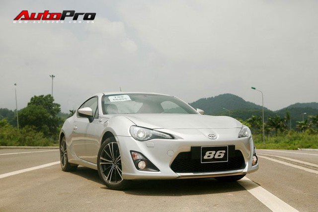 Toyota 86, mẫu xe thể thao khó kiếm được vị trí ở một thị trường như Việt Nam.