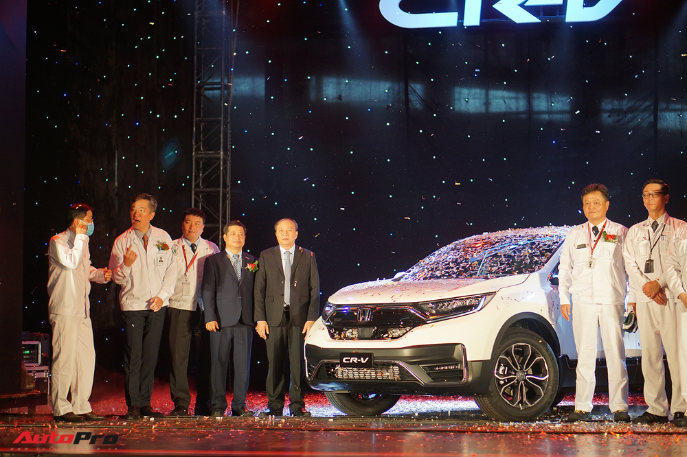 Xuất xưởng Honda CR-V lắp ráp: Giảm phí trước bạ 50%, bổ sung nhiều công nghệ an toàn lấn át đối thủ - Ảnh 3.