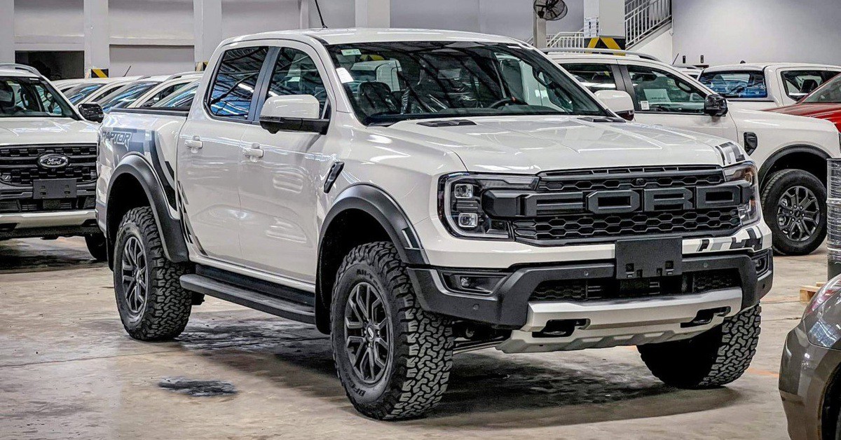 Đại lý nhận đặt Ford Ranger Raptor 2023: Ra mắt sau Tết, động cơ chỉ ...