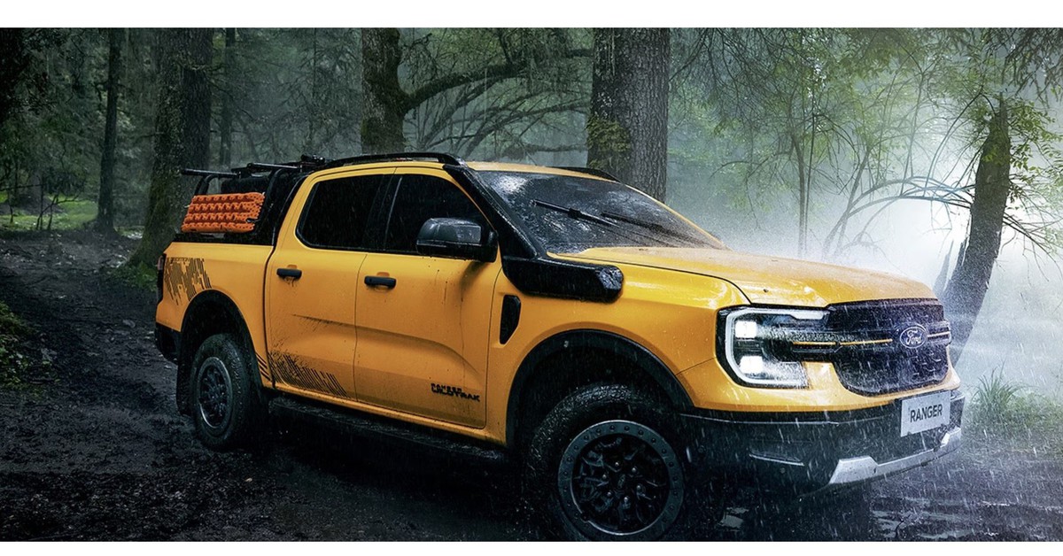 Ford Ranger thêm một tên gọi lạ hoắc: Bản base đã có 2 màn hình to ...