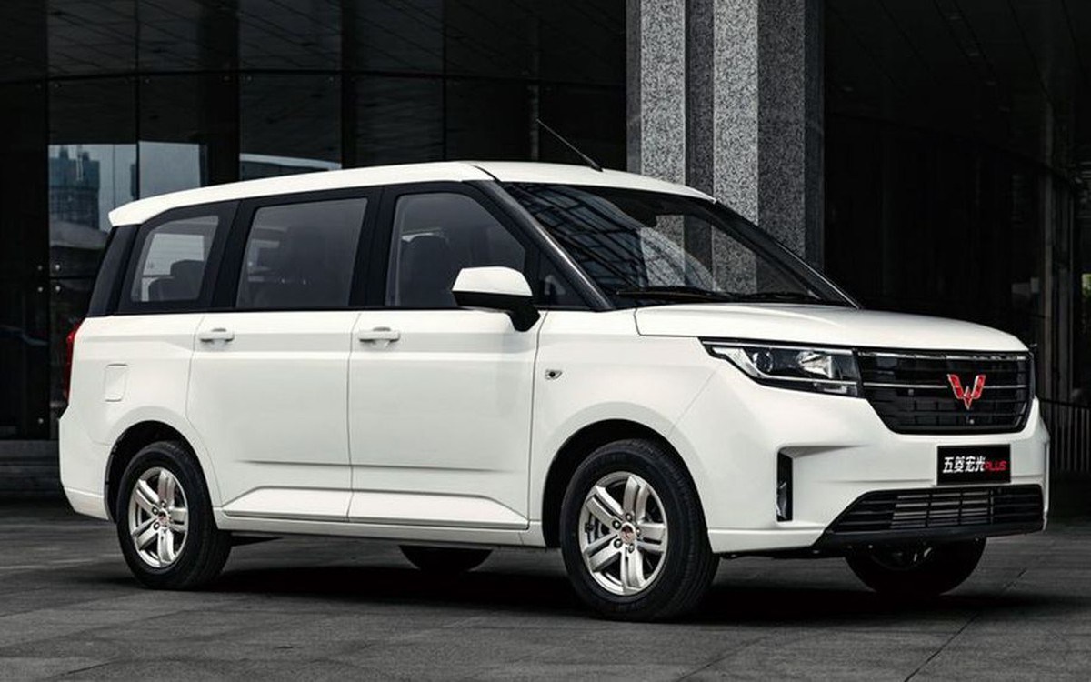 Wuling ra mắt MPV điện: Chạy 300km không cần sạc, giá quy đổi chỉ 240 ...