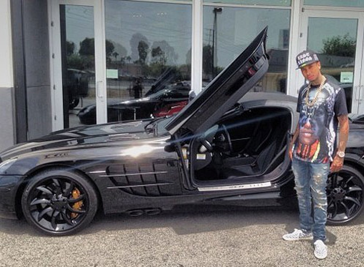 Rapper mang dòng máu Việt tậu siêu xe Mercedes-Benz SLR McLaren