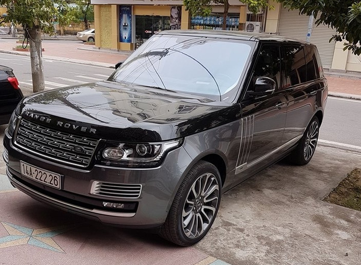 Range Rover 12 tỷ Đồng của đại gia Quảng Ninh sở hữu biển 