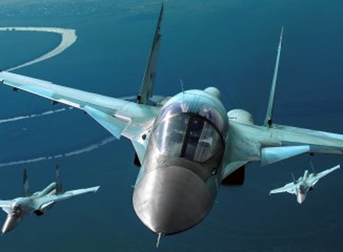 Khám phá máy bay chiến đấu SU-34 của Nga