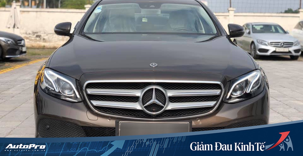 Đại lý Mercedes-Benz xả kho xe trưng bày và chạy thử - Rẻ hơn mua mới ...