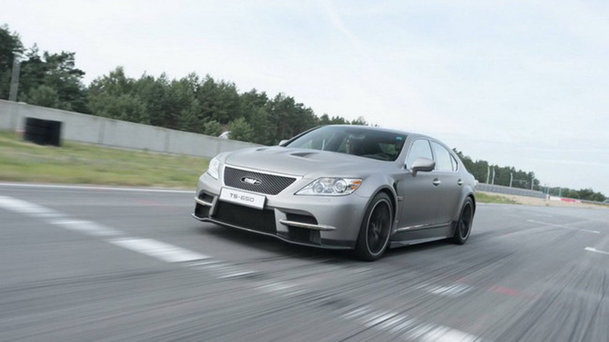 Siêu sedan Lexus LS650 chưa thể đi vào sản xuất ngay
