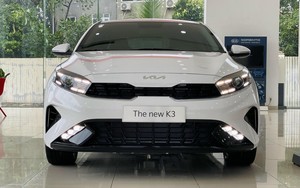 Kia K3 base giảm giá còn 469 triệu: Rẻ hơn niêm yết Vios, thêm sedan hạng C giá rẻ cho người chạy dịch vụ