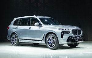 Ảnh thực tế BMW X7 2023 giá gần 6,3 tỷ đồng tại Việt Nam: Nâng cấp vài chi tiết chuẩn đẳng cấp xe nhà giàu