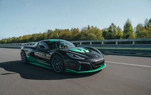Một mẫu xe điện lập tới 23 kỷ lục tốc độ, vượt cả siêu xe Bugatti và Koenigsegg