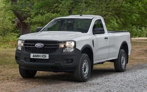 Ford Ranger thêm phiên bản thực dụng: Thùng hàng dài hơn 2,3m, số sàn, giá quy đổi 870 triệu