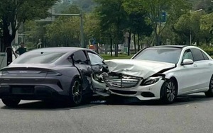 Xiaomi SU7 gặp tai nạn đầu tiên với Mercedes: Xe Trung Quốc được dịp &quot;đọ độ cứng&quot; với xe Đức