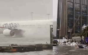 Dubai bỗng ngập lụt kinh hoàng: Siêu xe trôi nổi trên phố, máy bay &quot;lướt trên mặt nước&quot; tạo nên cảnh tượng chưa từng có