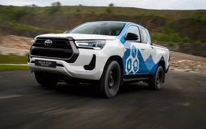 Cả thế giới còn đang e dè, Toyota Hilux chạy pin nhiên liệu hydro đã chuẩn bị chạy thử thực tế, thách thức xe điện với phạm vi hoạt động lên tới 600km