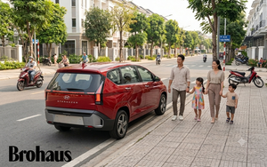Hyundai nỗ lực giữ số th&aacute;ng Ng&acirc;u: Giảm gi&aacute; trực tiếp, tặng g&oacute;i bảo h&agrave;nh, &aacute;p dụng từ xe nhỏ đến xe lớn - Ảnh 3.