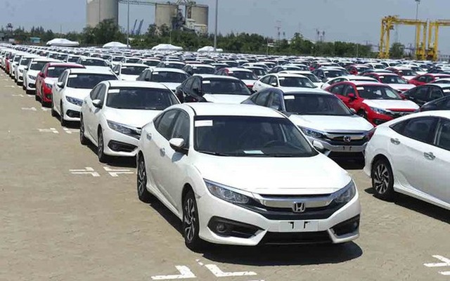 Thị trường ô tô Việt Nam năm 2022 hướng tới mốc doanh số chưa từng có - Ảnh 1.