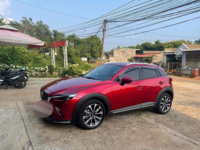 You borrowed a newly purchased Mazda CX-3 and had an accident after 15 minutes, the car owner was shocked and confessed: The price is a bit expensive to see your true face - Photo 3.