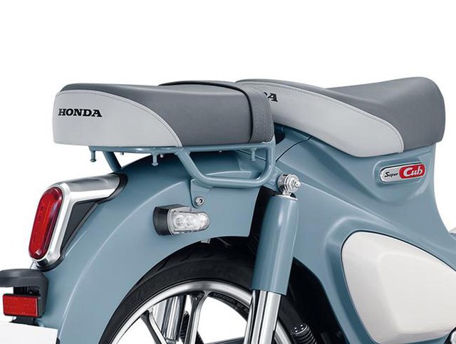 Khan goods, a Honda motorcycle model was shouted at a record high price, nearly doubled - Photo 4.