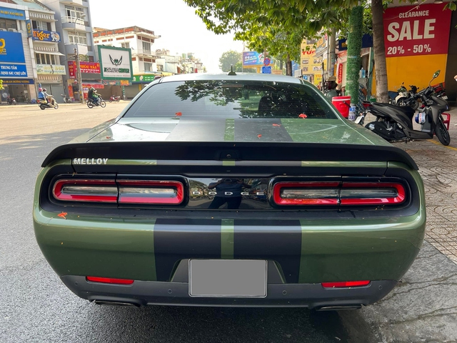 Dodge Challenger Hellcat Redeye đầu tiên về Việt Nam thuộc bộ sưu tập xe nghìn tỷ, riêng tiền option hơn 100 triệu đồng - Ảnh 6.