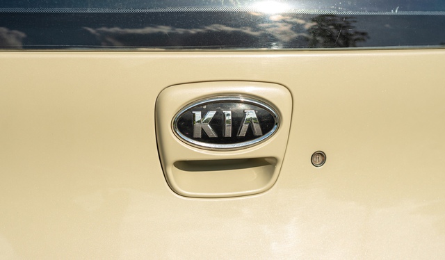 10 năm tuổi, chiếc Kia Morning 2 chỗ vẫn có giá 360 triệu đồng nhờ biển số tứ quý 7 - Ảnh 17.