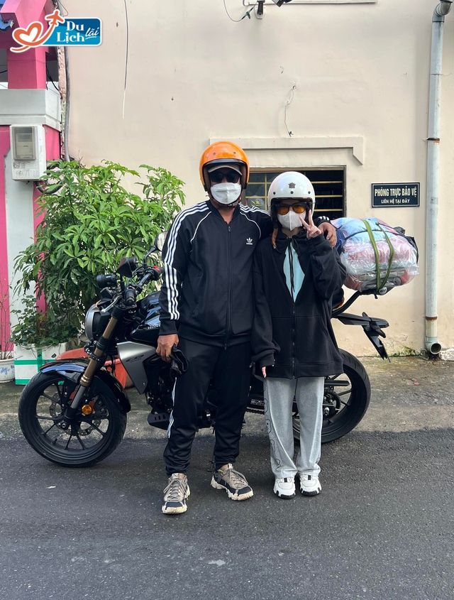 Ba và con gái cùng phượt xe máy từ Sài Gòn ra Đà Lạt: Bắt đầu từ một điều ước của con - Ảnh 2.