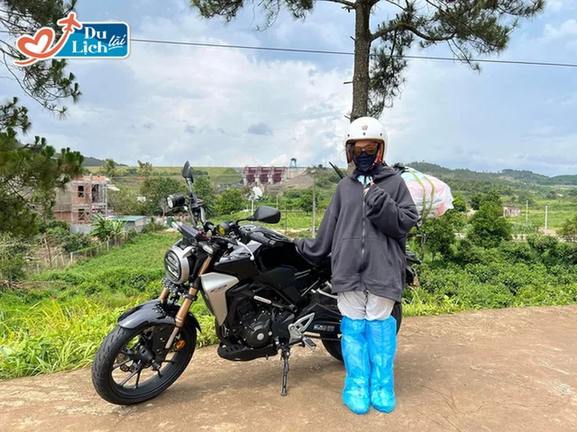 Ba và con gái cùng phượt xe máy từ Sài Gòn ra Đà Lạt: Bắt đầu từ một điều ước của con - Ảnh 12.