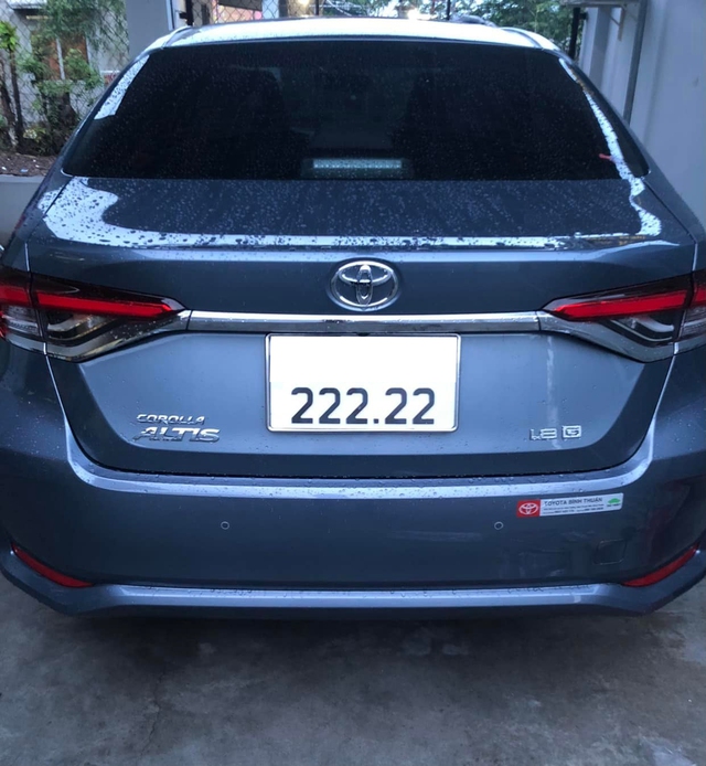 Toyota Corolla Altis 2022 number plate in the second quarter is sold for 2.2 billion VND, equal to 2 unboxed Camrys - Photo 1.