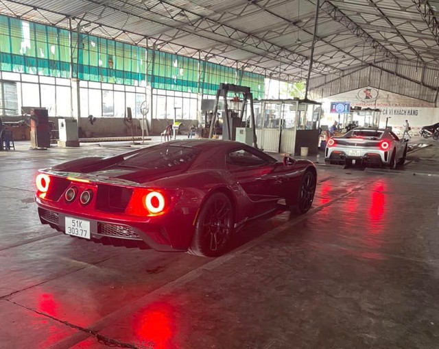 Check out the hundred-billion-dollar box driver about to join the biggest supercar journey in Vietnam this year - Photo 13.