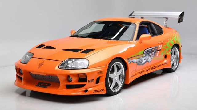 The legendary Toyota Supra was praised for having something Mercedes would throw away - Photo 1.